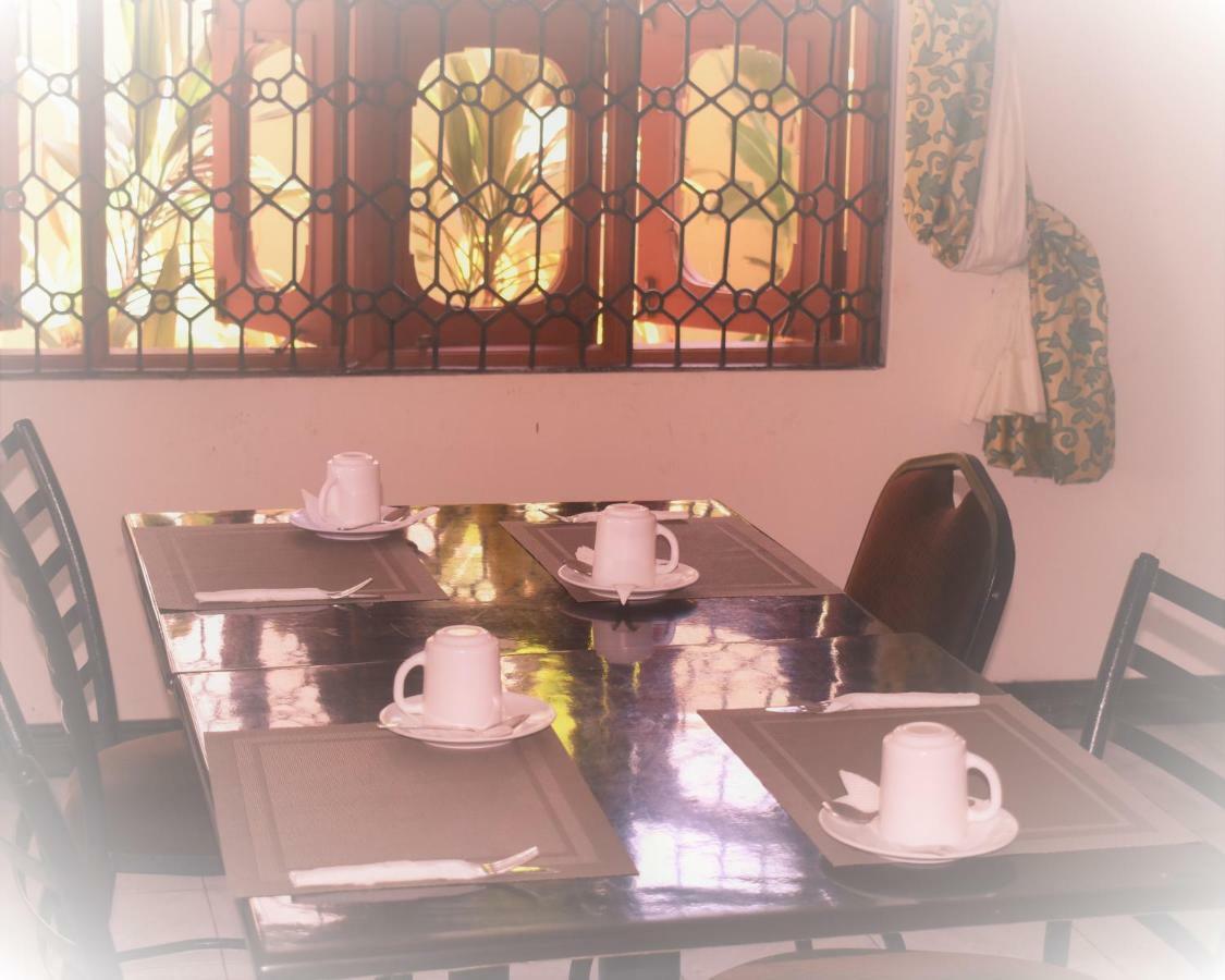 Leinmach House Nyali Hotel Mombasa Exterior foto